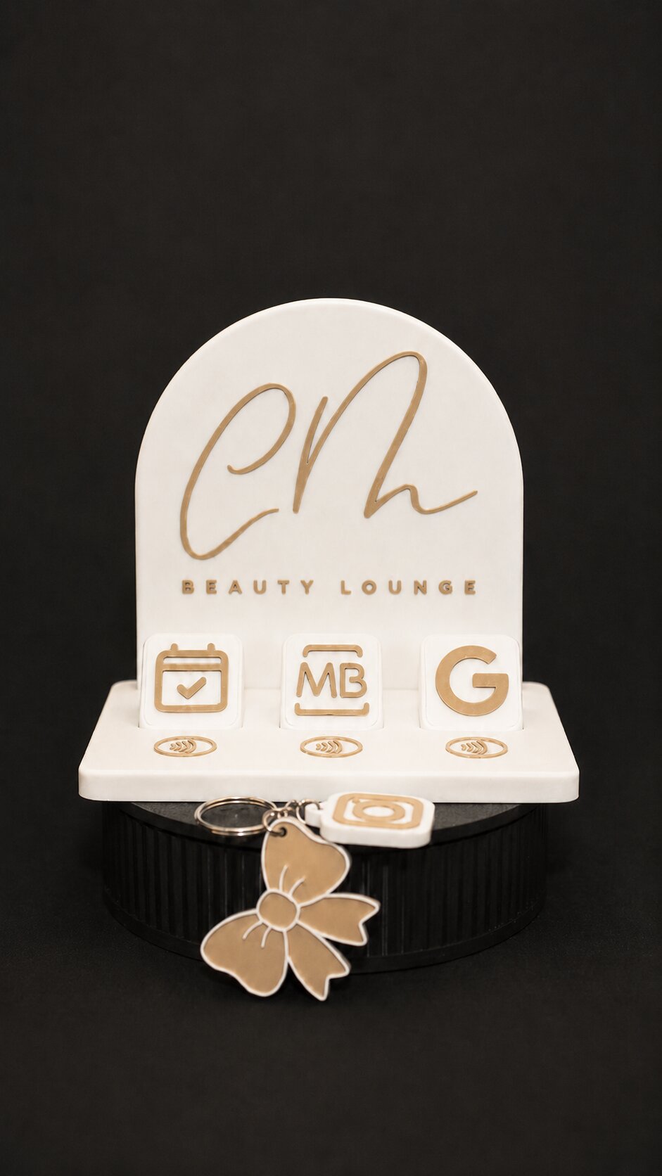 Stand NFC personalizado para CN Beauty Lounge Nails Design